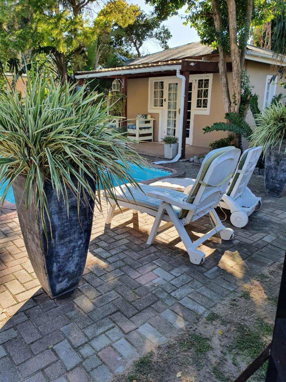 Paradise In The City Cottage Two Puerto Elizabeth Exterior foto